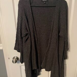 Relativity 3X Women's Gray Sweater